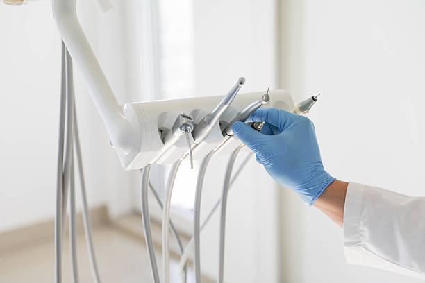 24/7 Emergency Dental Implants experts in Champaign, IL